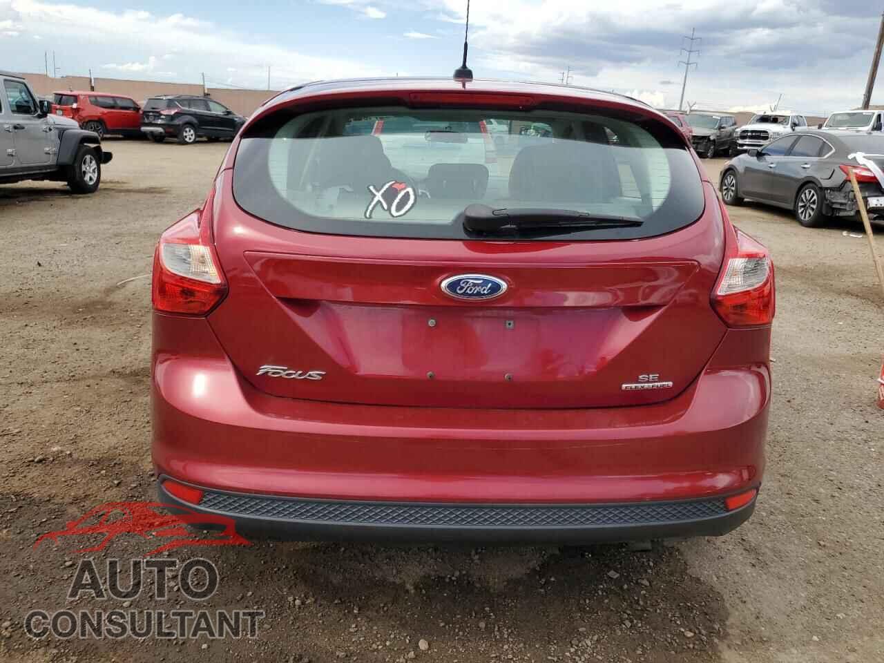 FORD FOCUS 2014 - 1FADP3K26EL355165