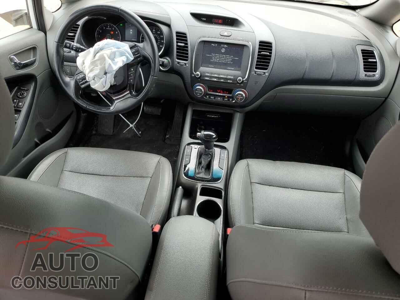 KIA FORTE 2017 - 3KPFL4A85HE005369