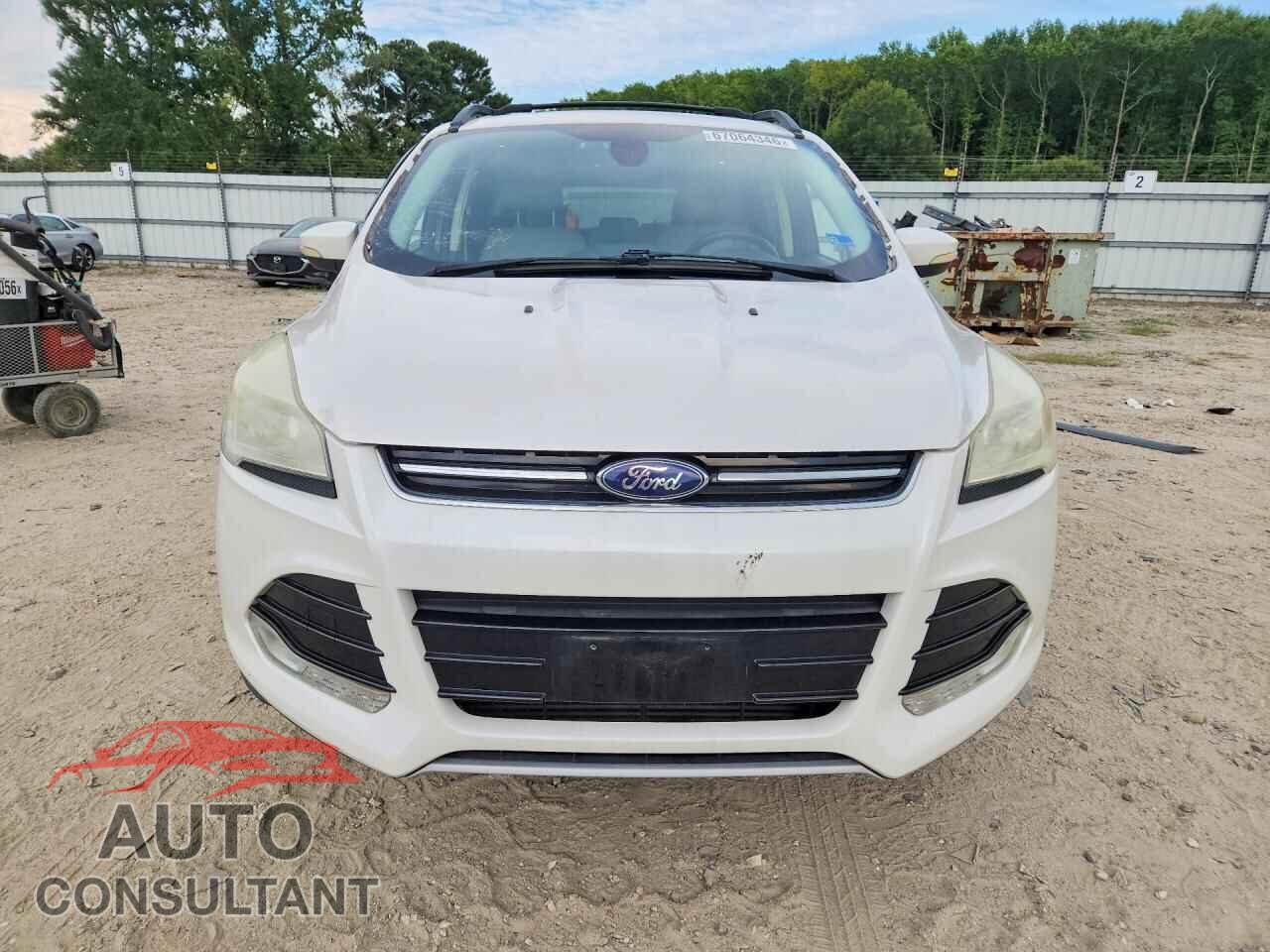 FORD ESCAPE 2013 - 1FMCU9H96DUB50228