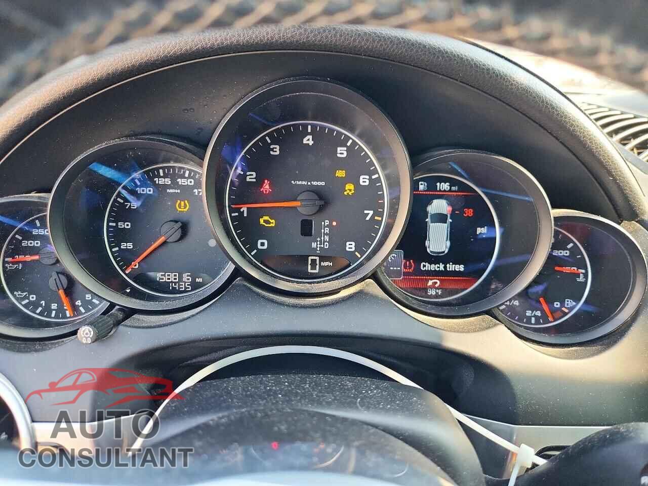 PORSCHE CAYENNE 2016 - WP1AA2A22GLA02336