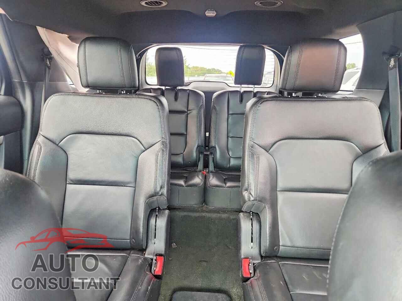 FORD EXPLORER 2017 - 1FM5K8D80HGA02876