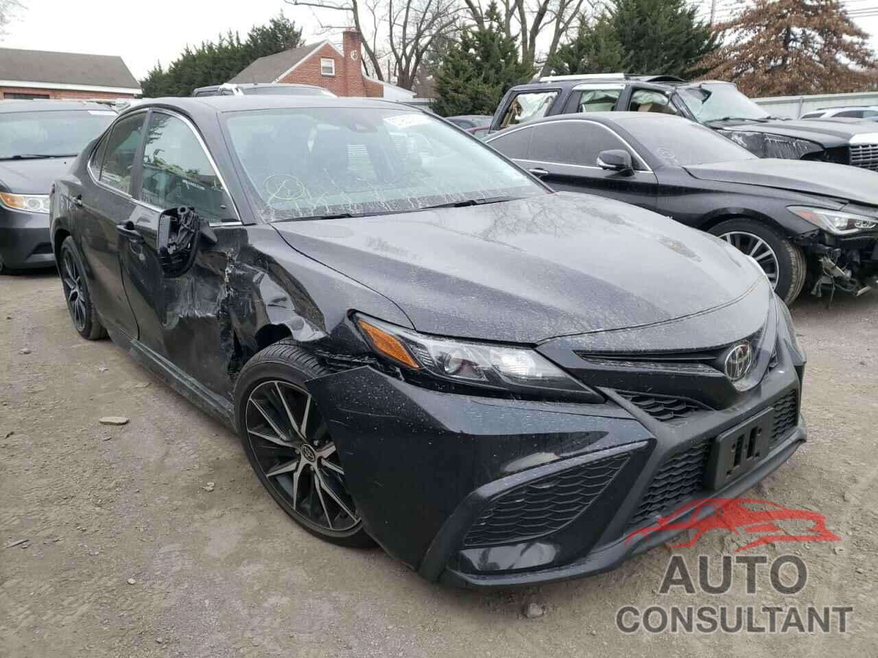 TOYOTA CAMRY 2021 - 4T1G11AK3MU465027