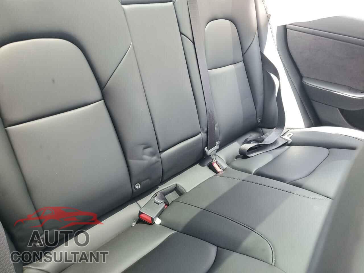 TESLA MODEL 3 2023 - 5YJ3E1EA5PF598121