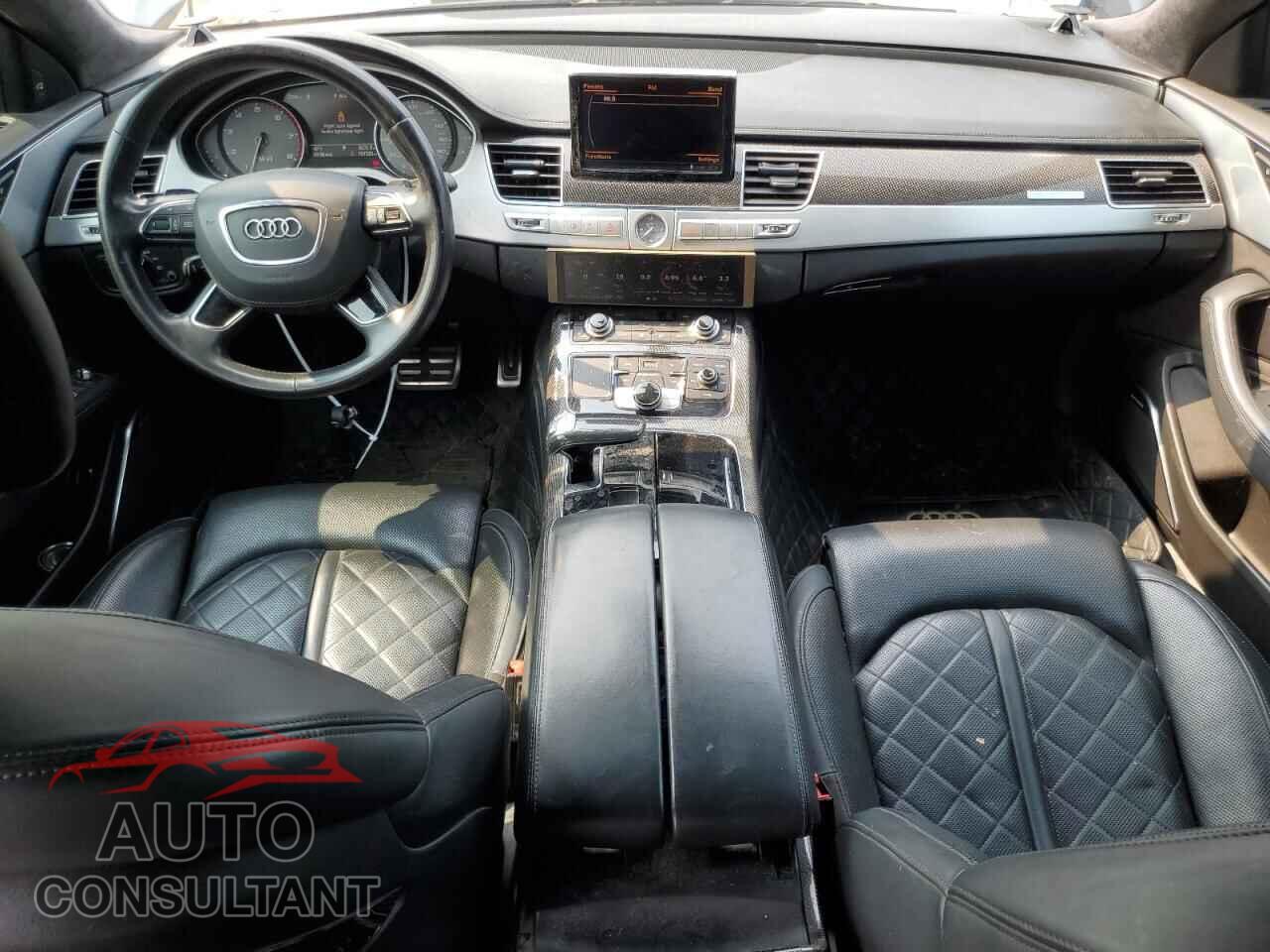 AUDI S8 2014 - WAUD2AFD0EN012930