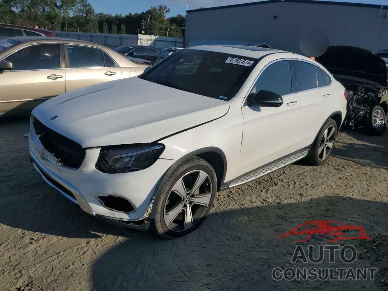 MERCEDES-BENZ GLC-CLASS 2018 - WDC0J4KBXJF330689