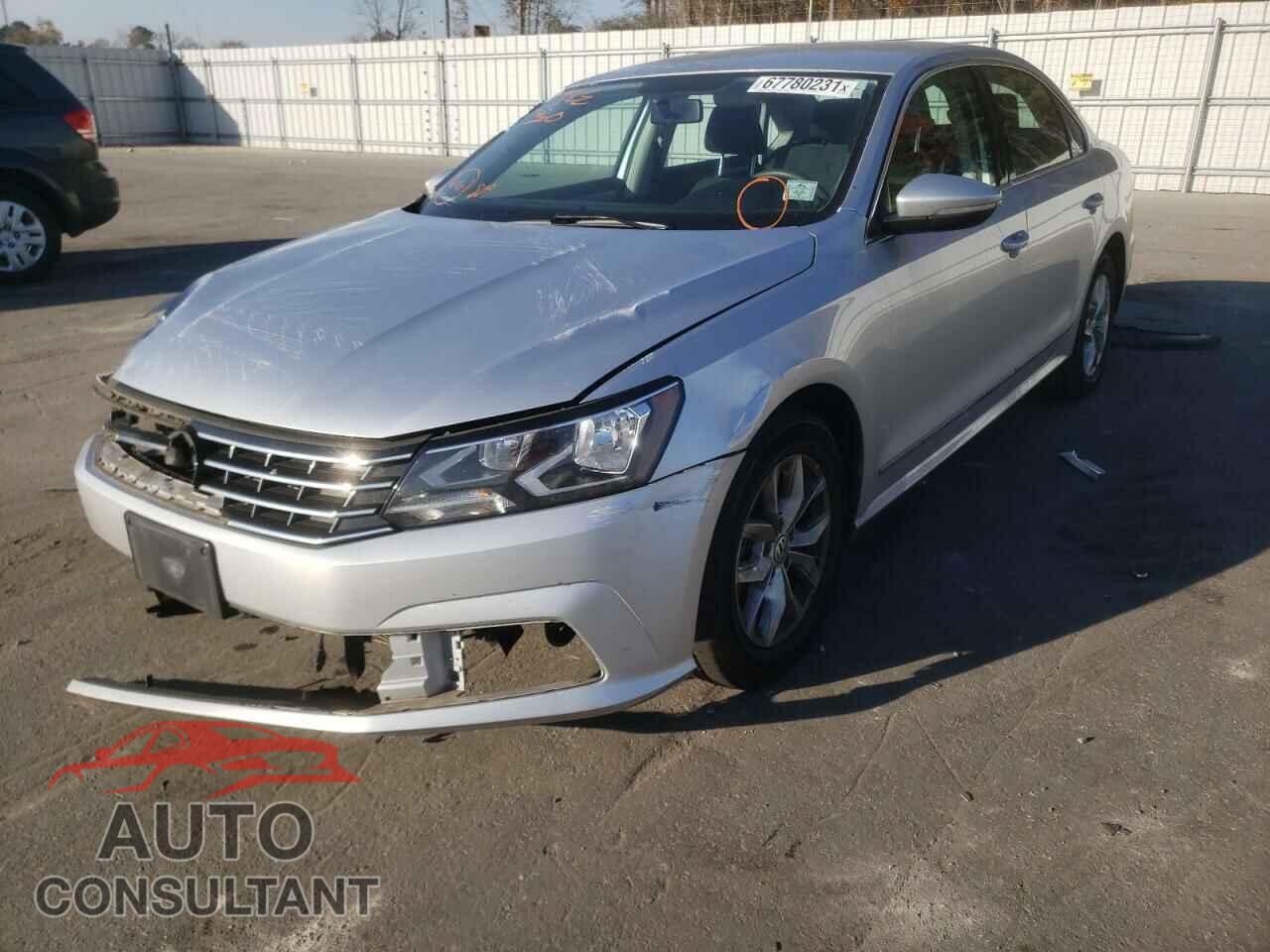 VOLKSWAGEN PASSAT 2017 - 1VWAT7A30HC072062