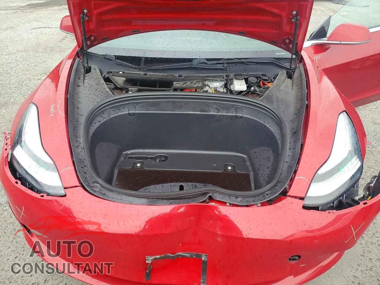 TESLA MODEL 3 2018 - 5YJ3E1EBXJF144883