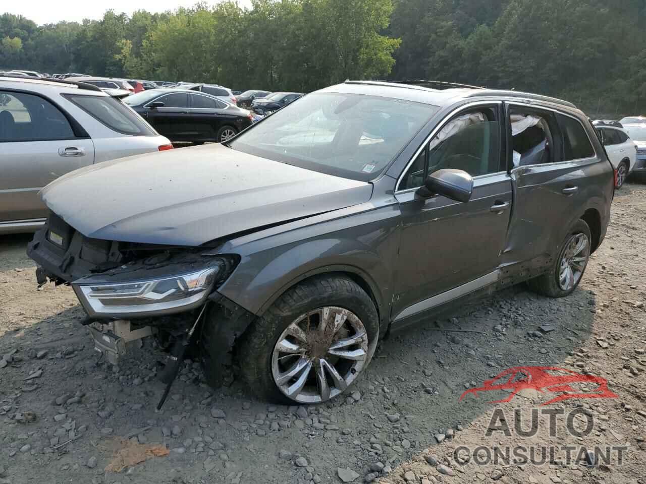 AUDI Q7 2018 - WA1LHAF72JD039290