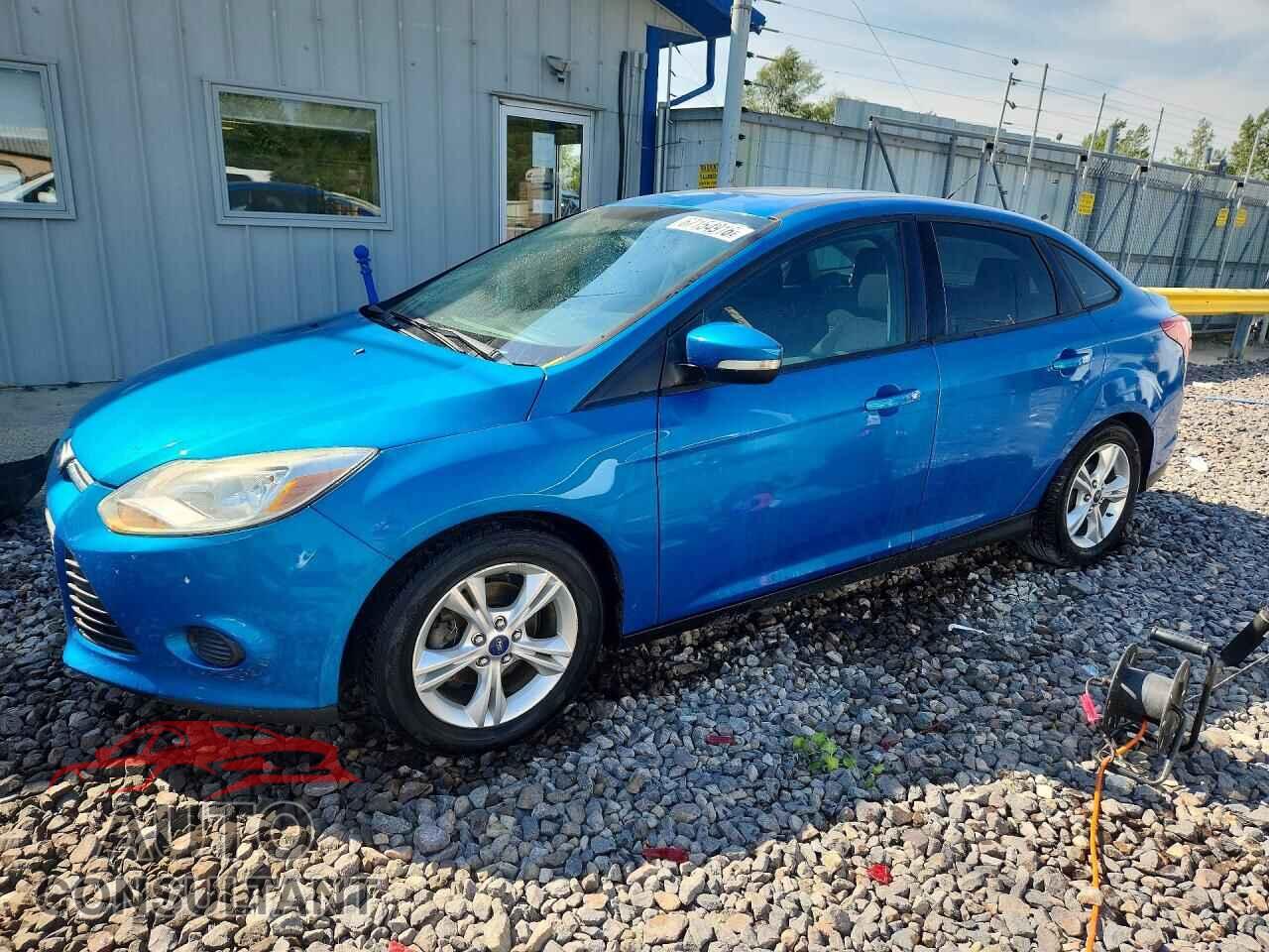 FORD FOCUS 2014 - 1FADP3F25EL105247