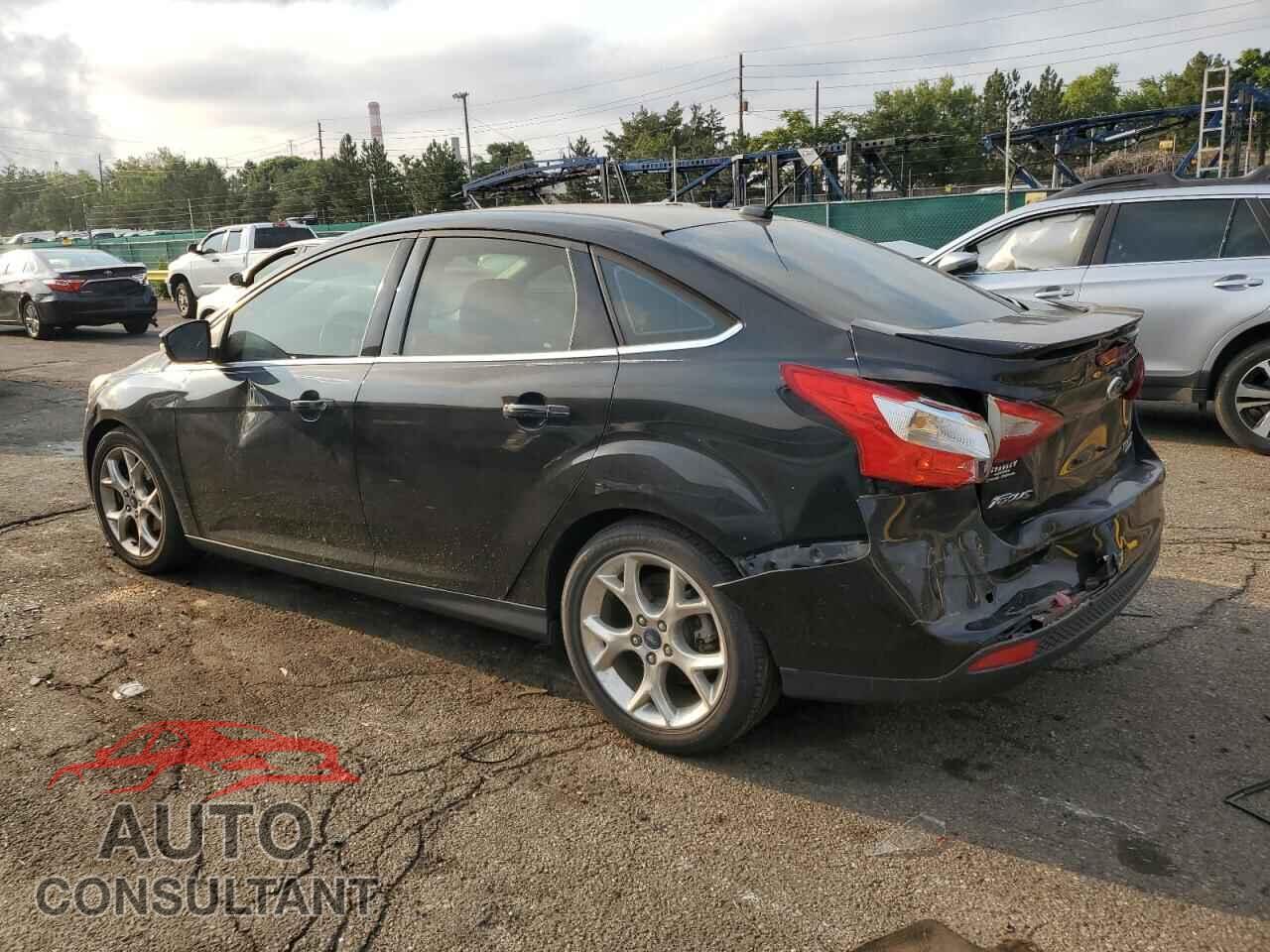 FORD FOCUS 2014 - 1FADP3J2XEL241588