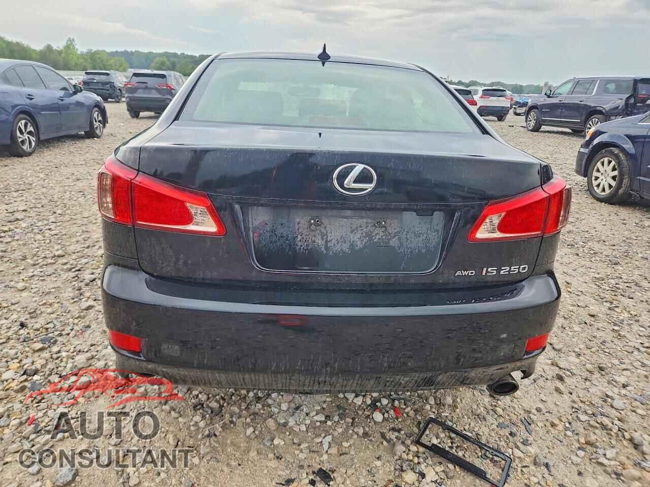 LEXUS IS 2012 - JTHCF5C20C5060307