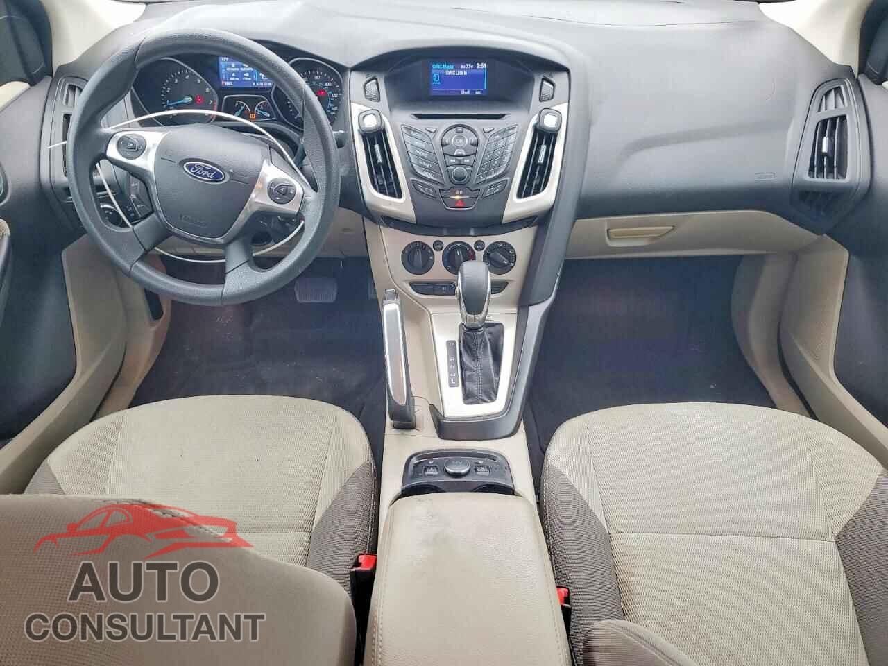 FORD FOCUS 2014 - 1FADP3F21EL131022