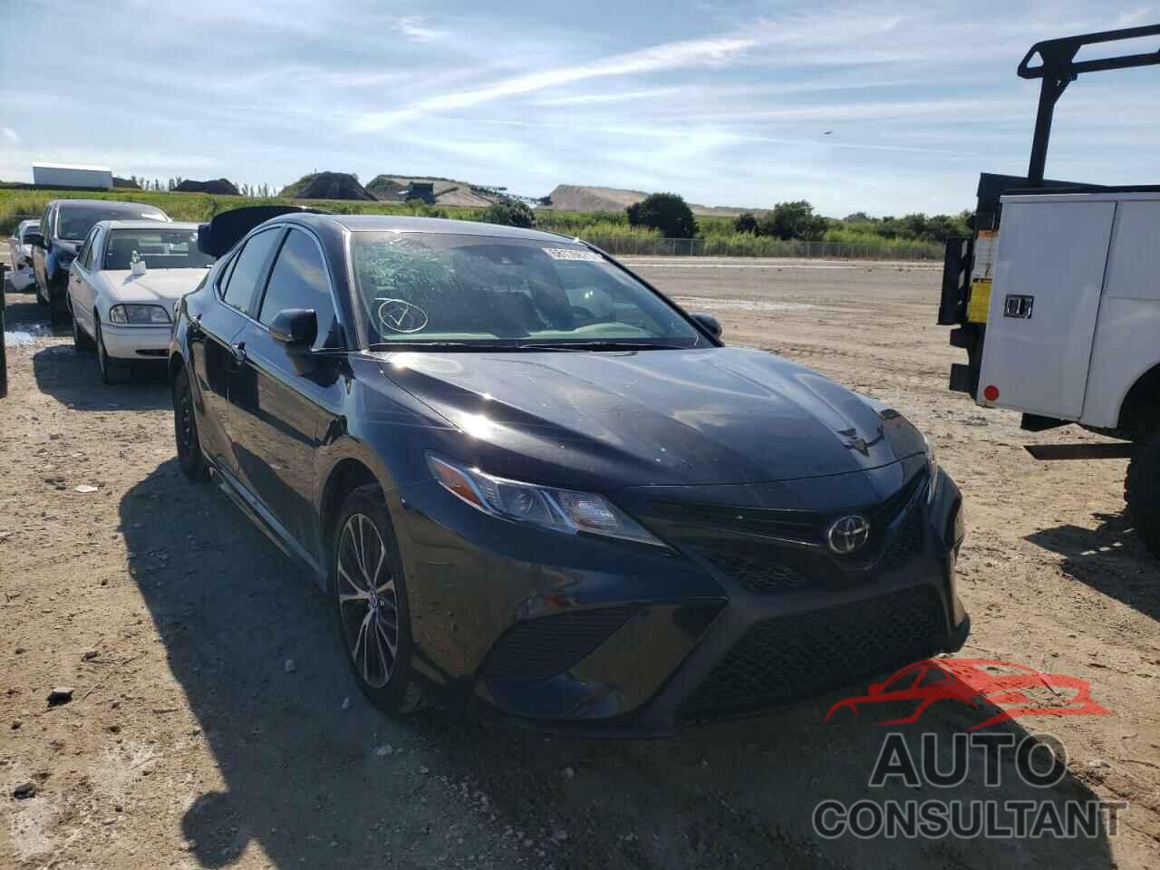TOYOTA CAMRY 2019 - 4T1B11HK3KU170944