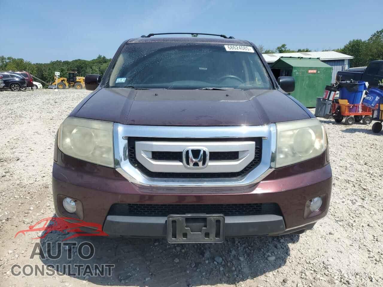 HONDA PILOT 2010 - 5FNYF4H40AB018758