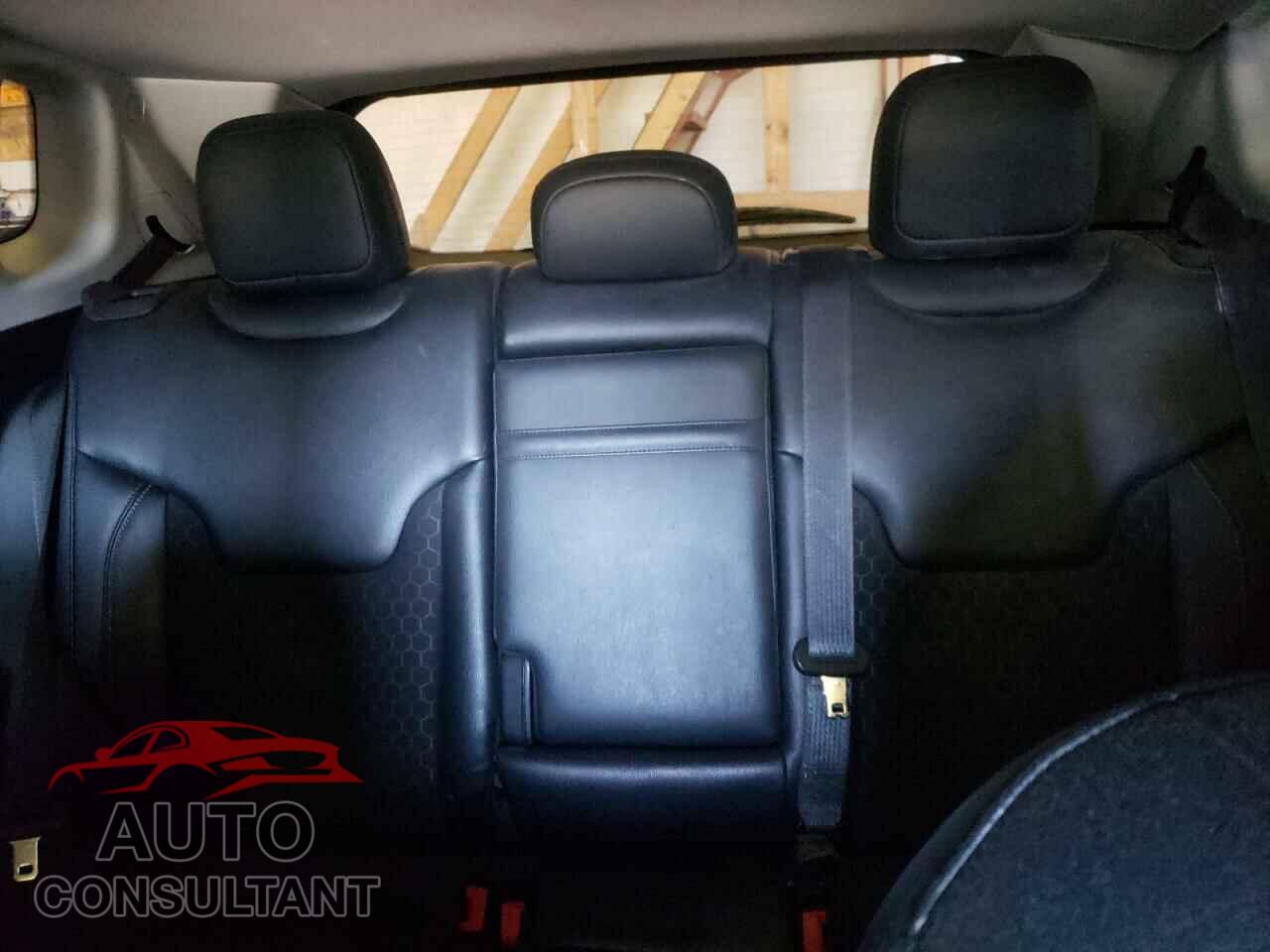 JEEP COMPASS 2017 - 3C4NJDBB0HT680036