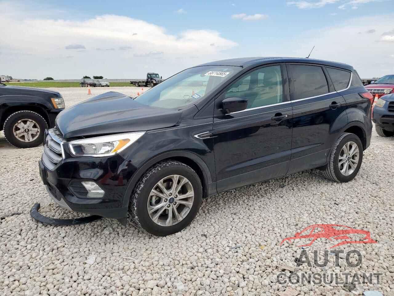 FORD ESCAPE 2019 - 1FMCU0GD5KUC57897