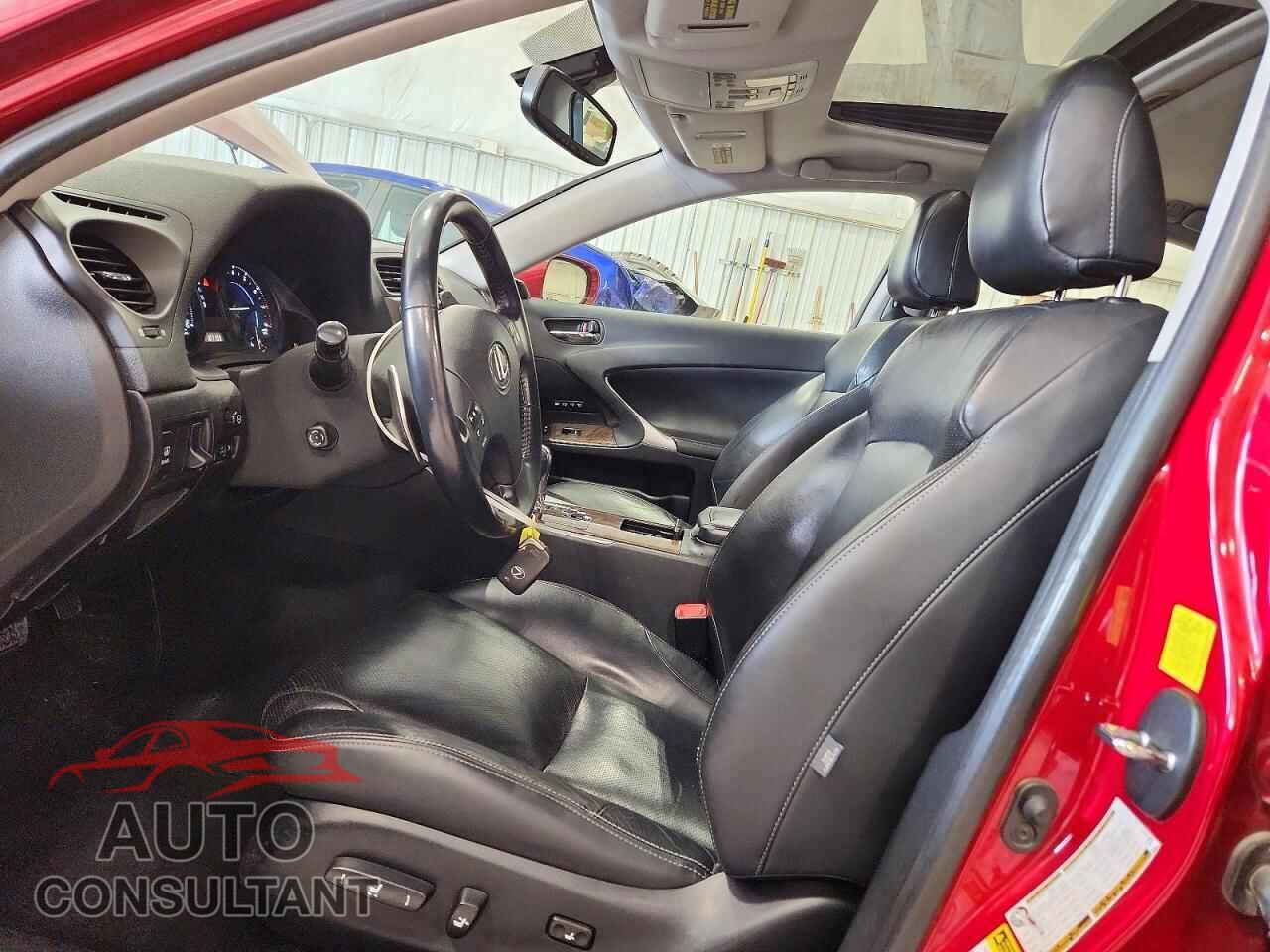 LEXUS IS 2010 - JTHCF5C29A2034772