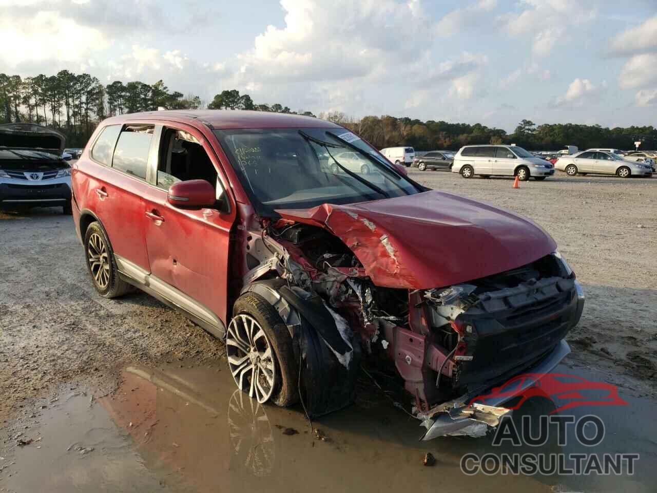 MITSUBISHI OUTLANDER 2018 - JA4AD3A39JZ015526
