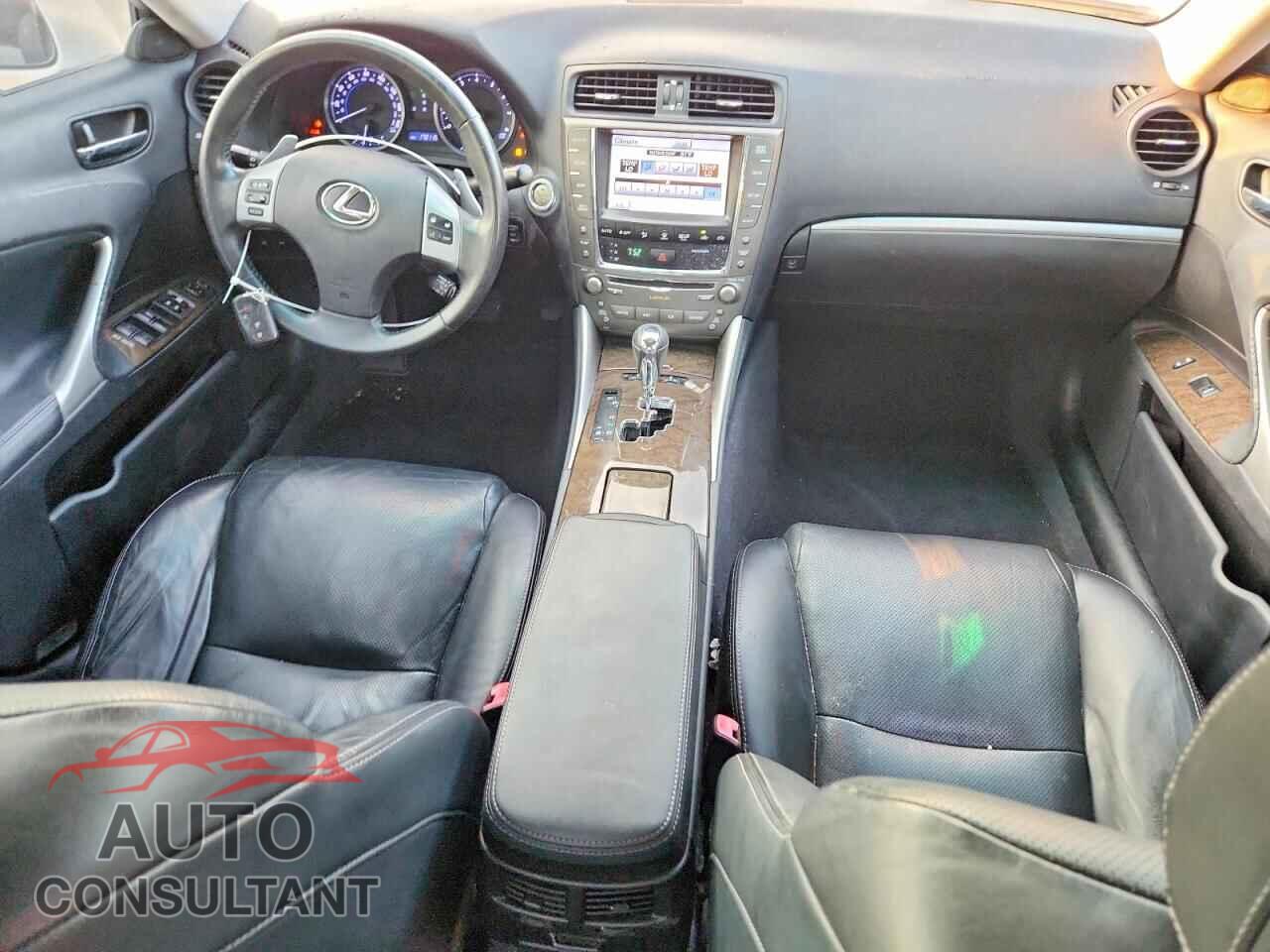 LEXUS IS 2011 - JTHBF5C24B5153373