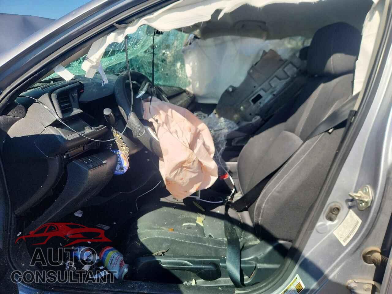 HONDA CIVIC 2019 - 2HGFC2F65KH520820