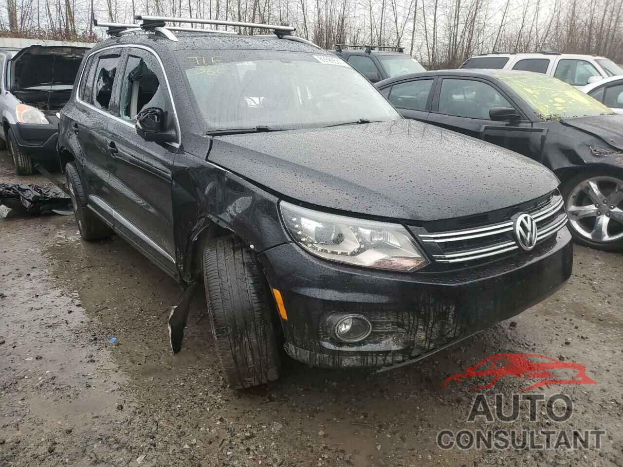 VOLKSWAGEN TIGUAN 2017 - WVGUV7AX2HK012170