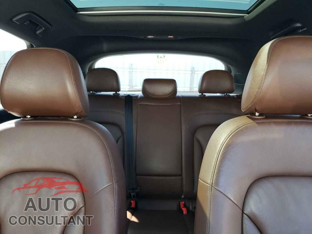AUDI Q3 2016 - WA1EFCFS4GR019908