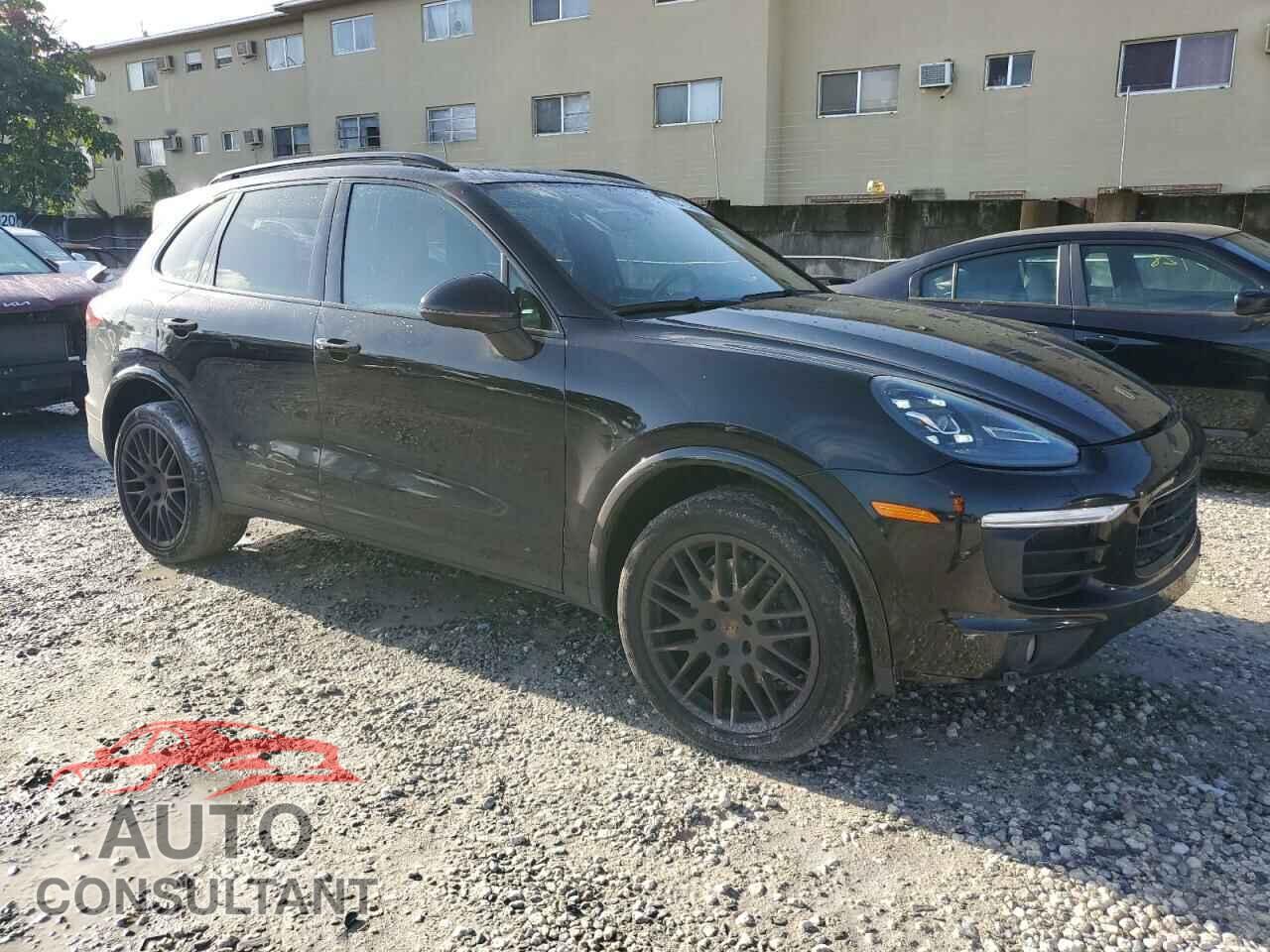 PORSCHE CAYENNE 2017 - WP1AA2A2XHKA85005