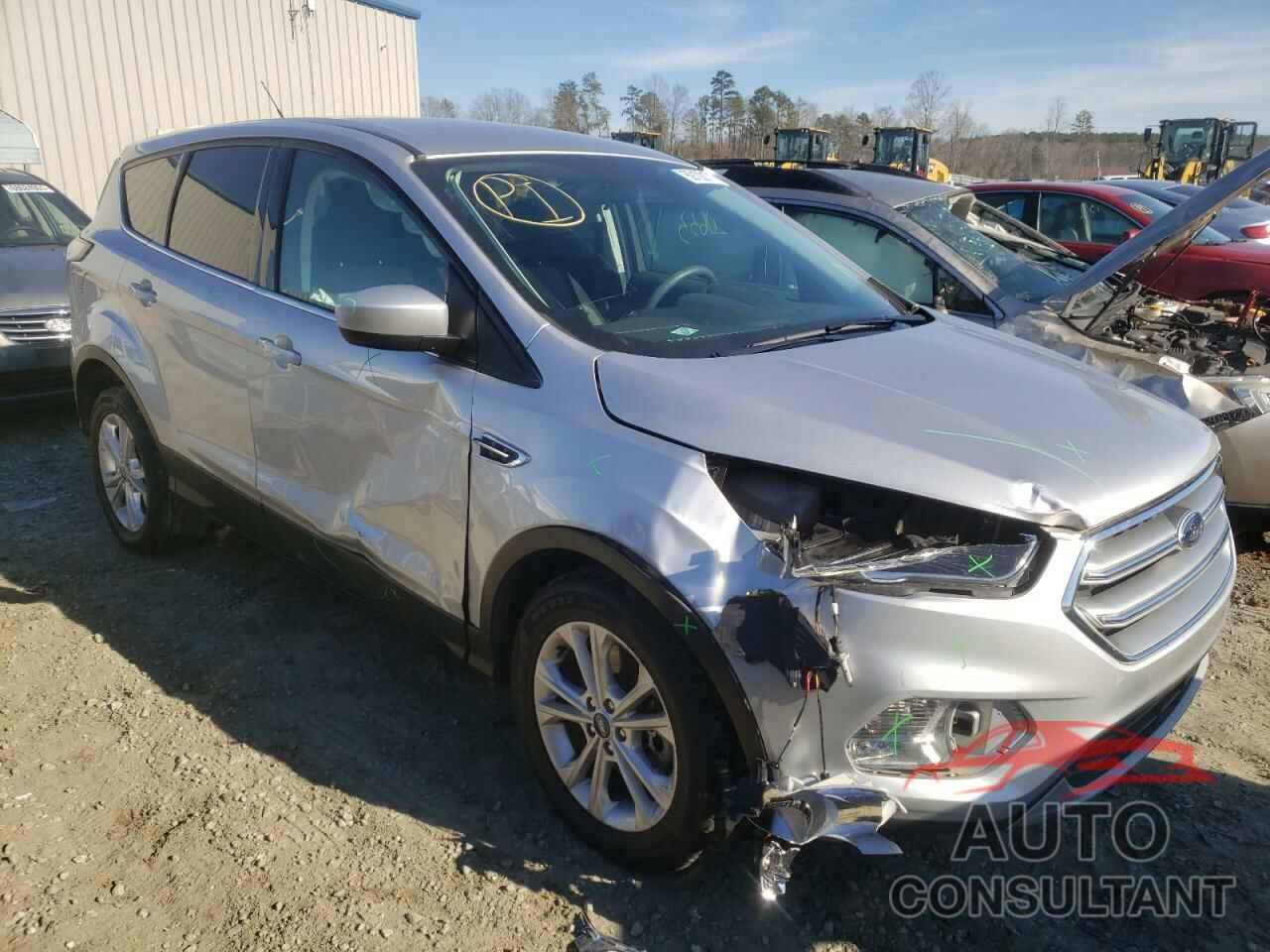 FORD ESCAPE 2017 - 1FMCU0G97HUC52317