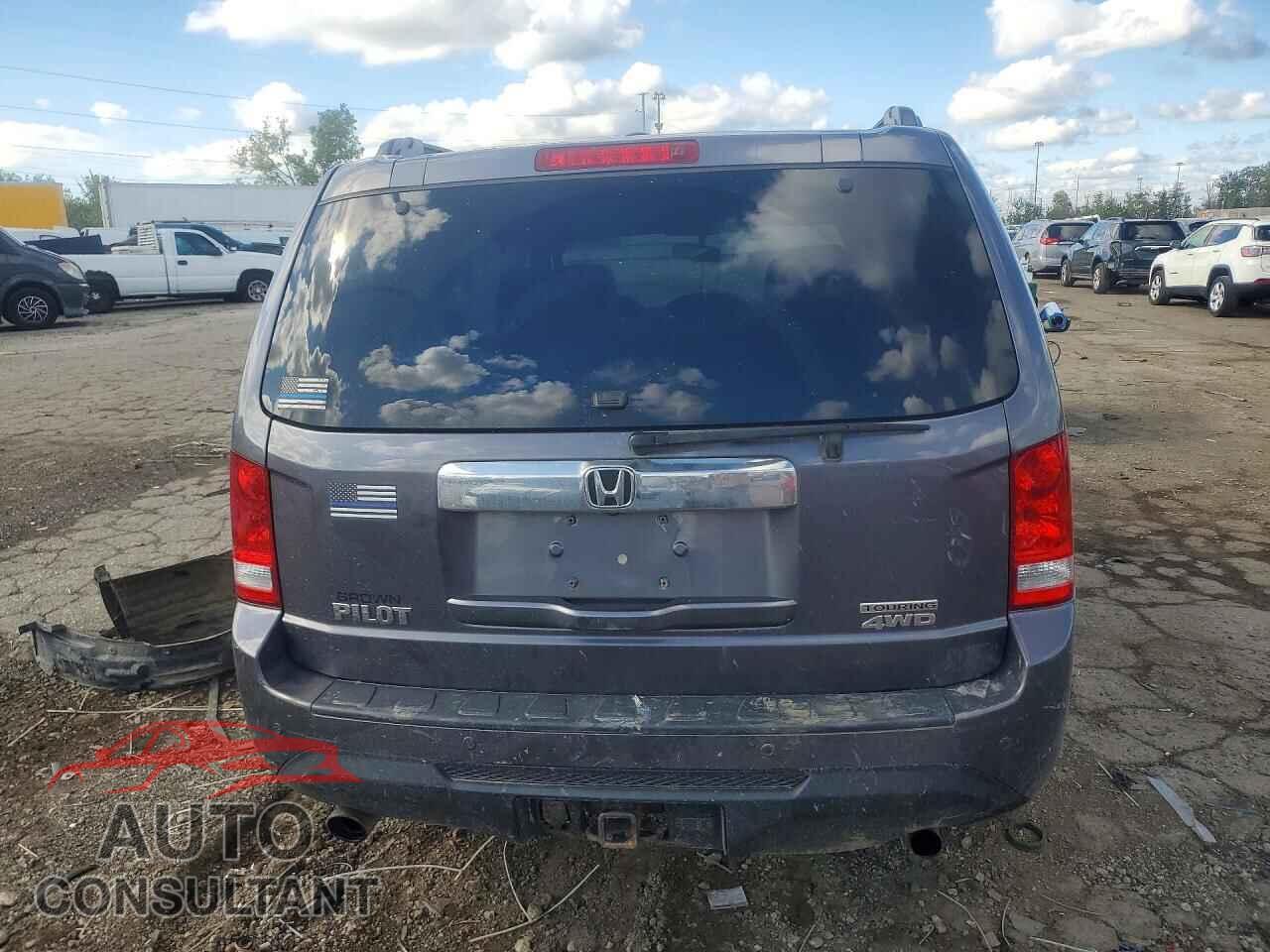 HONDA PILOT 2015 - 5FNYF4H97FB049346