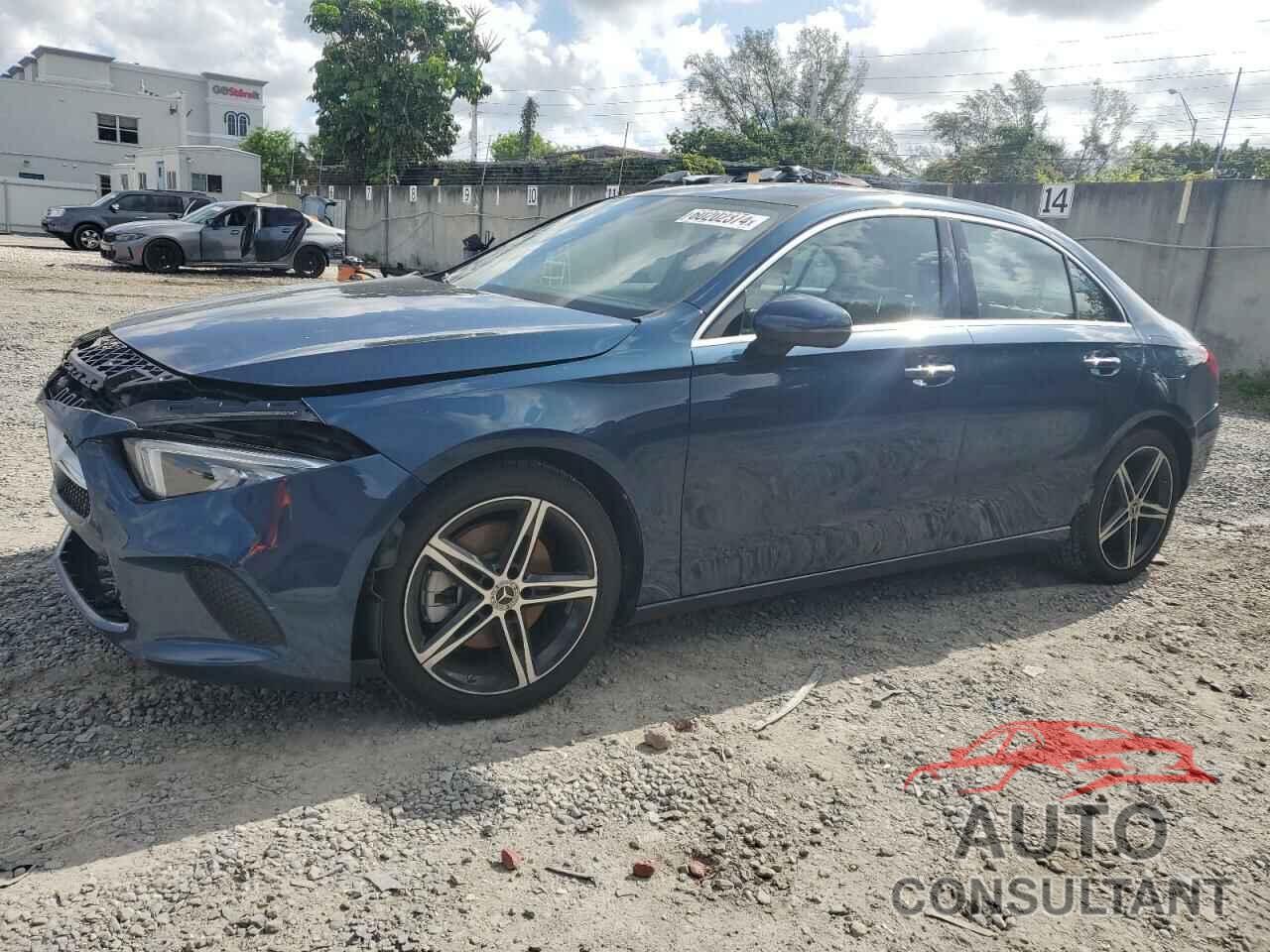 MERCEDES-BENZ A-CLASS 2022 - W1K3G4EB3NJ371302