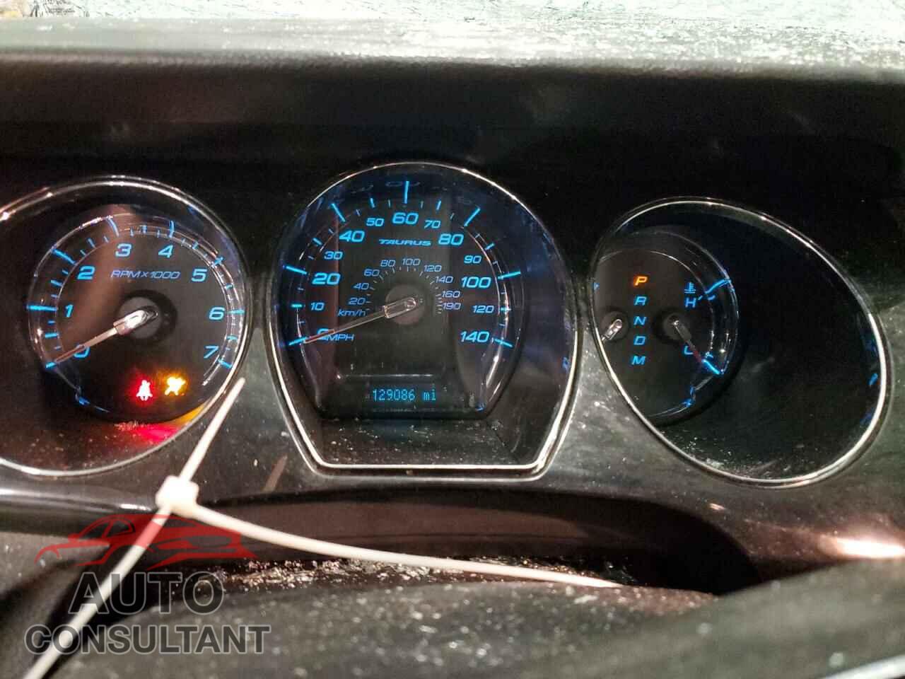 FORD TAURUS 2010 - 1FAHP2FW2AG104543