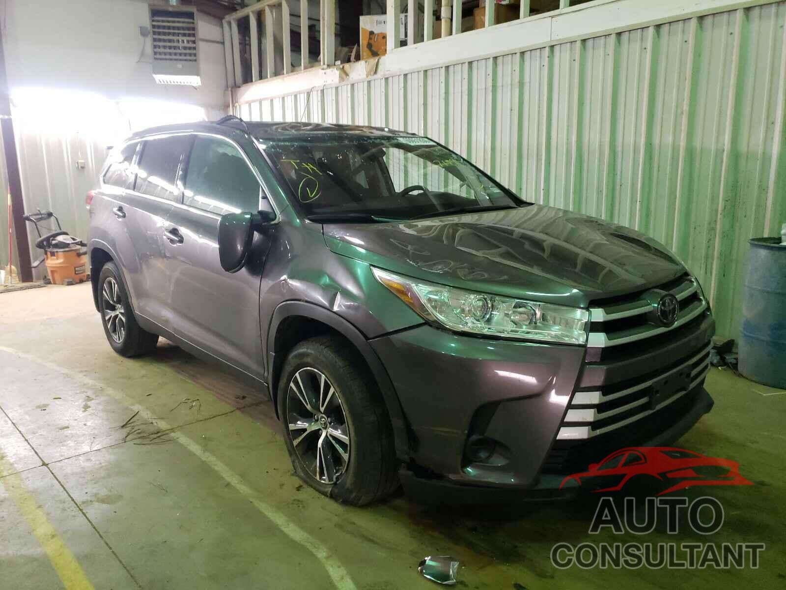 TOYOTA HIGHLANDER 2019 - 5TDZARFH5KS047188