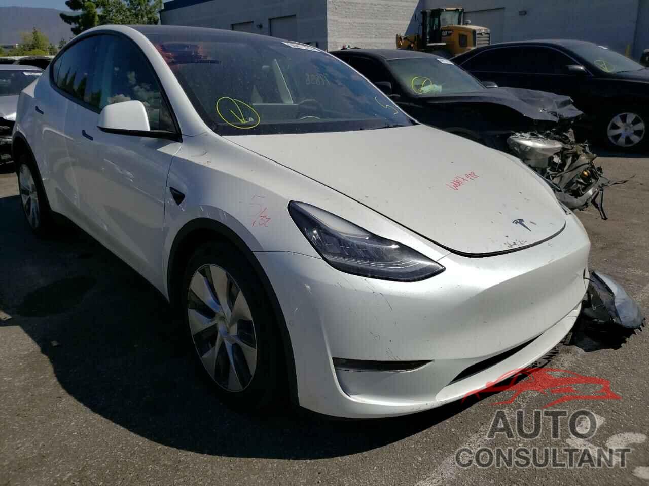 TESLA MODEL Y 2021 - 5YJYGAEE7MF236659