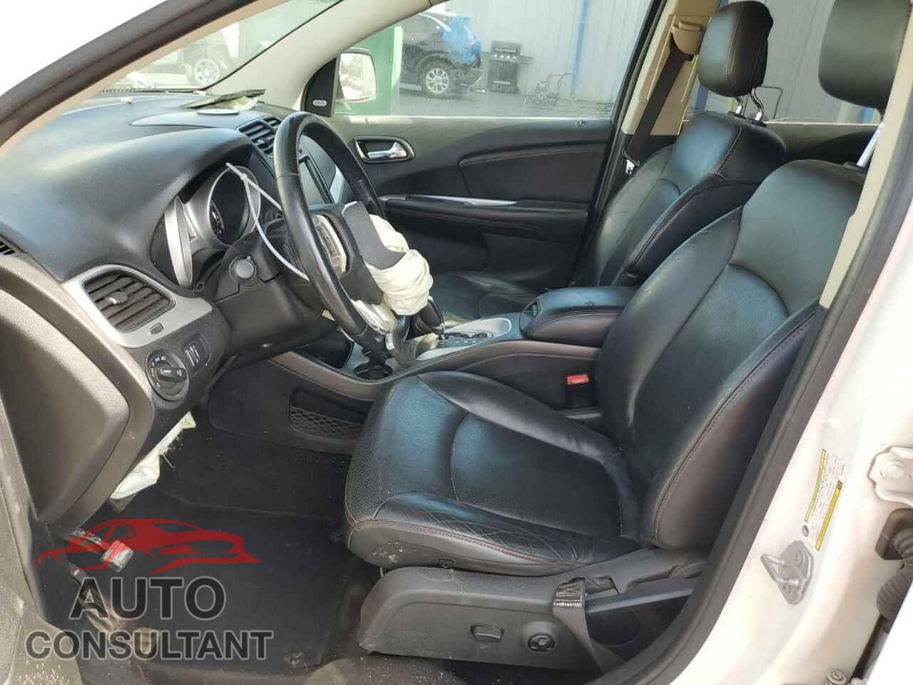 DODGE JOURNEY 2017 - 3C4PDCEGXHT548208