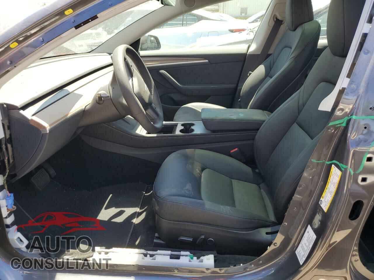TESLA MODEL 3 2023 - 5YJ3E1EA7PF684496