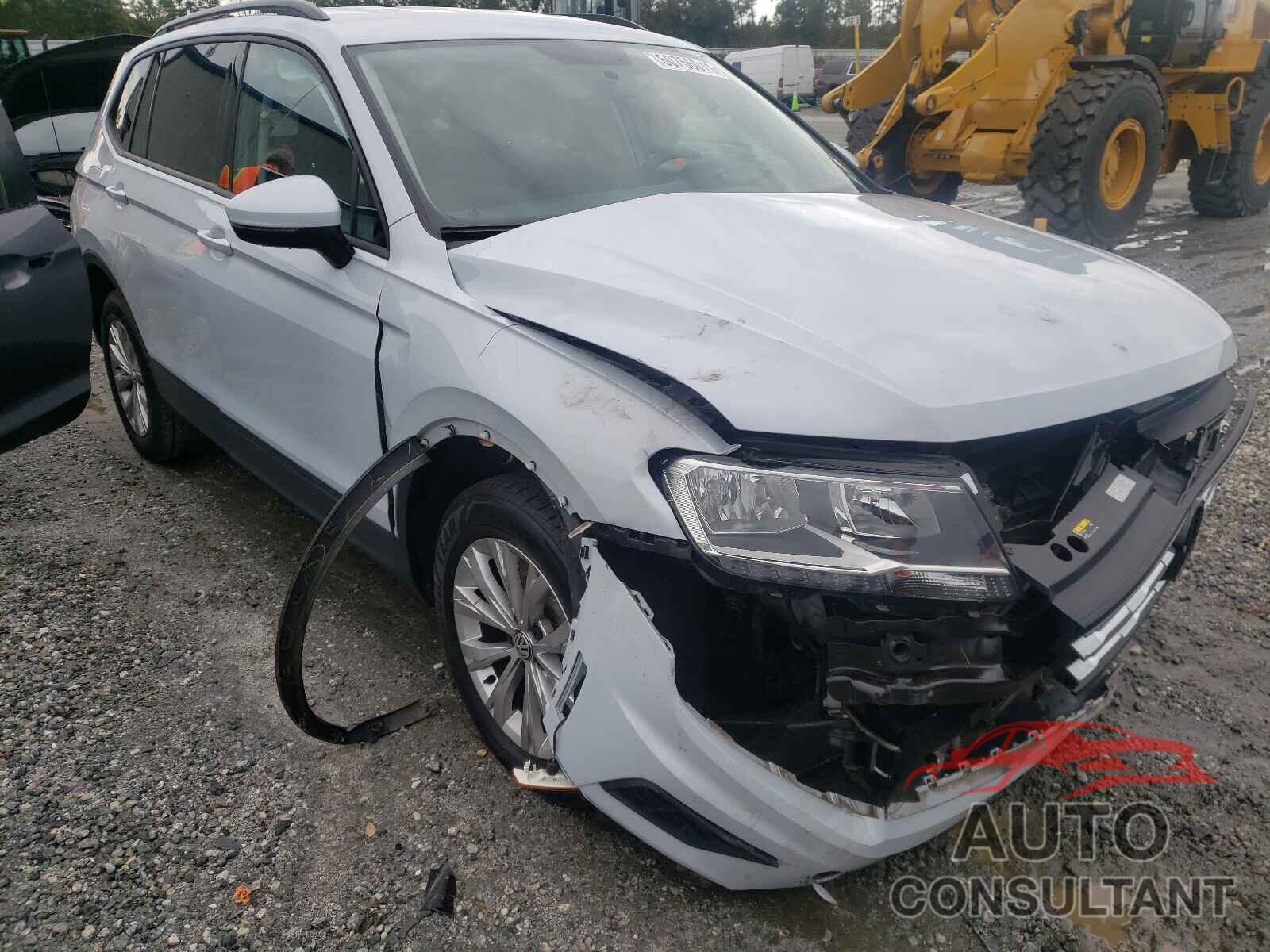 VOLKSWAGEN TIGUAN 2018 - 3VV1B7AX7JM041390