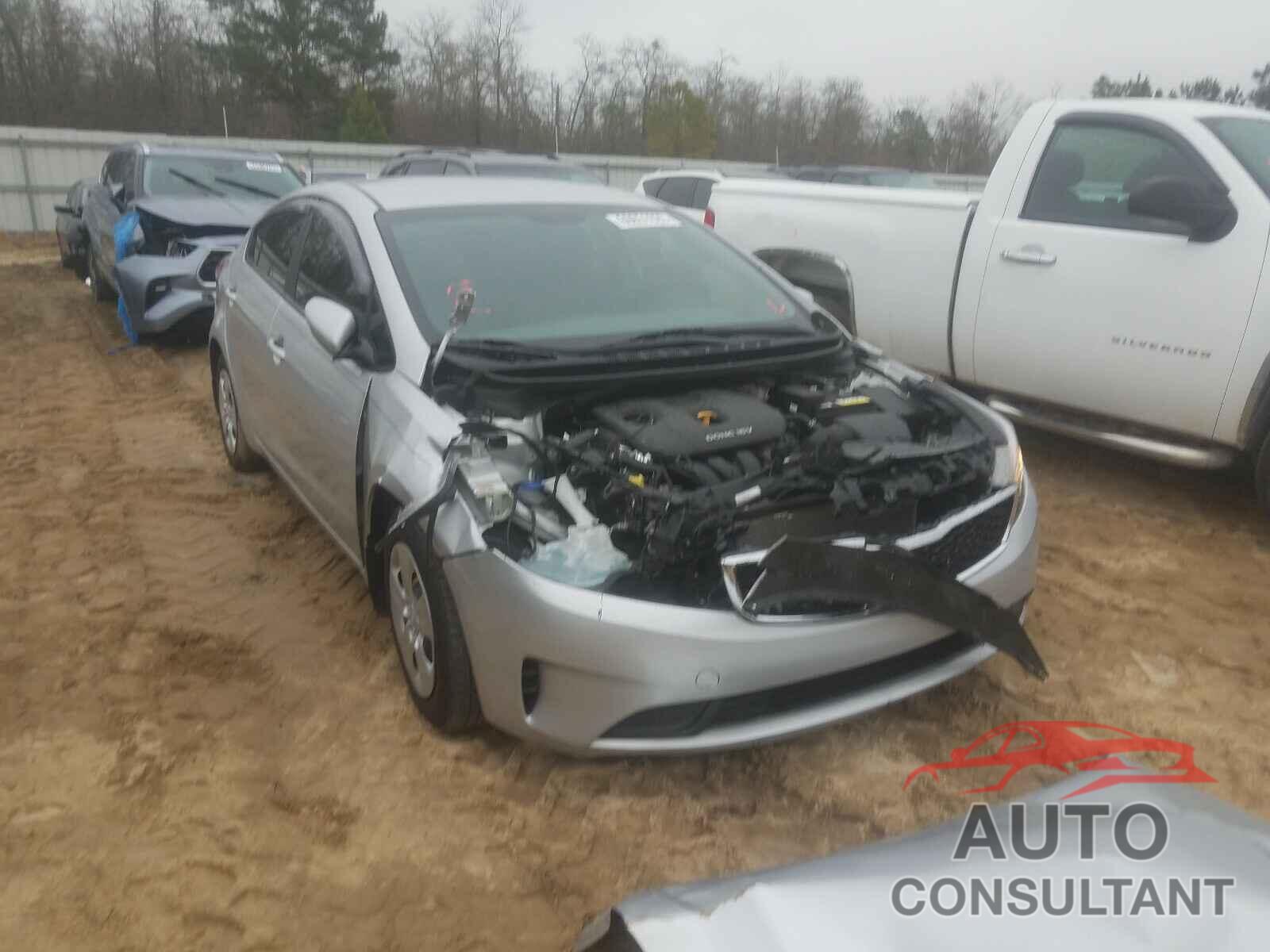 KIA FORTE 2017 - 3KPFK4A70HE084279