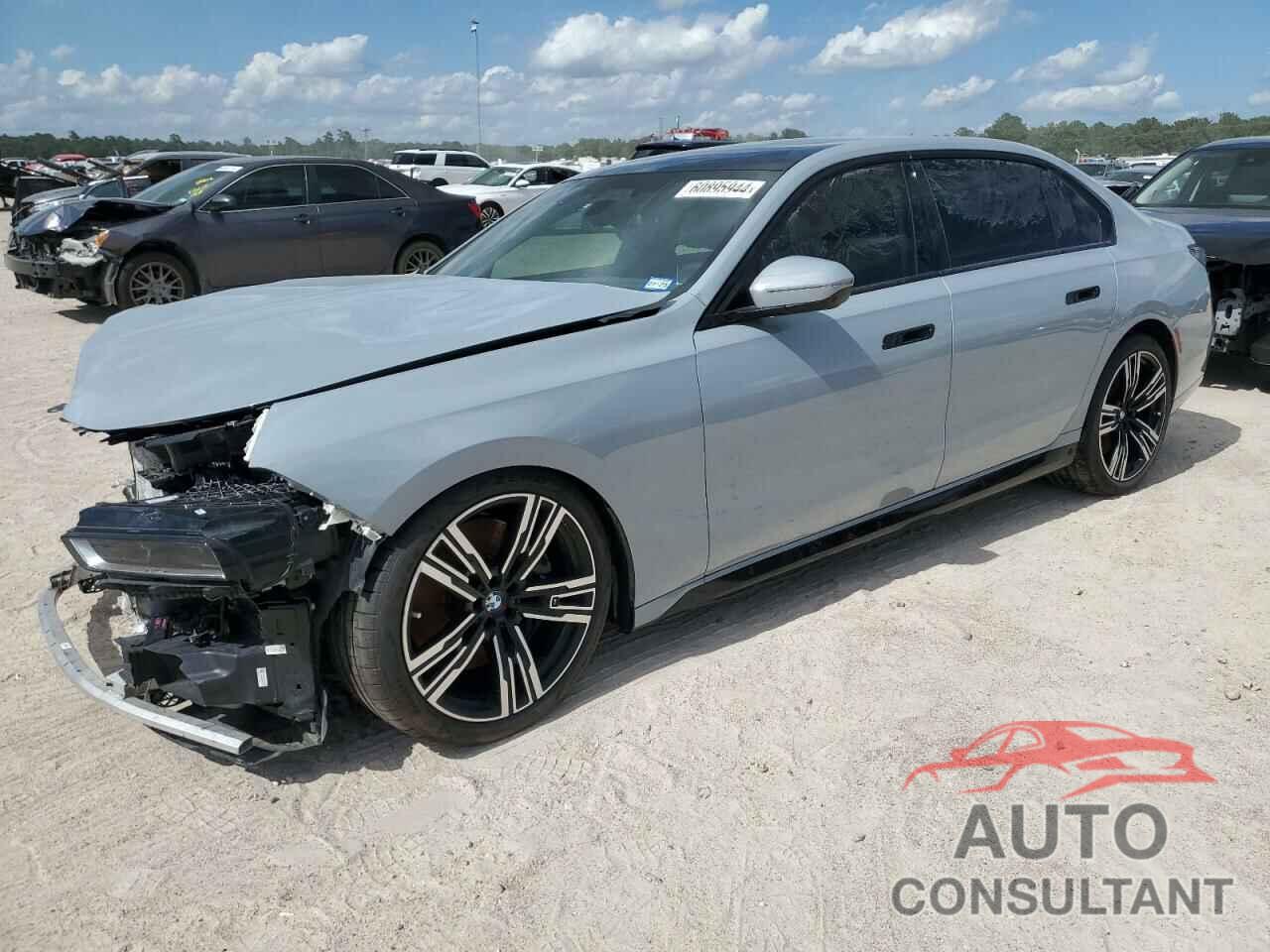 BMW 760 XI 2023 - WBA33EJ02PCM31462