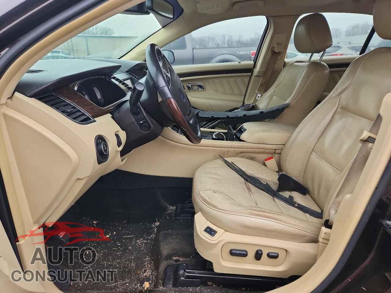 FORD TAURUS 2013 - 1FAHP2F81DG100747