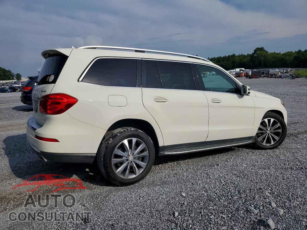 MERCEDES-BENZ GL-CLASS 2013 - 4JGDF7CE3DA101612