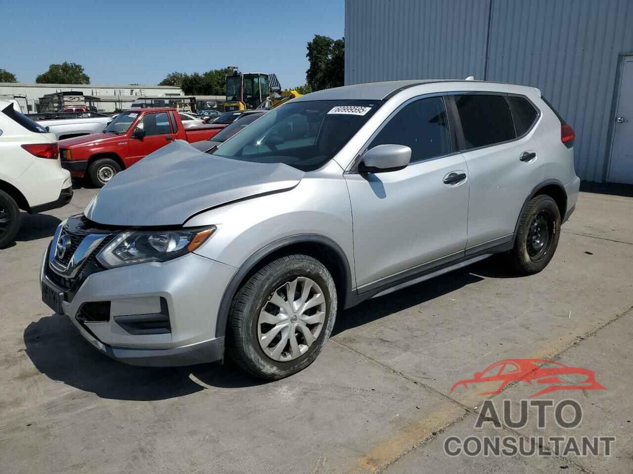NISSAN ROGUE 2017 - KNMAT2MT0HP555142