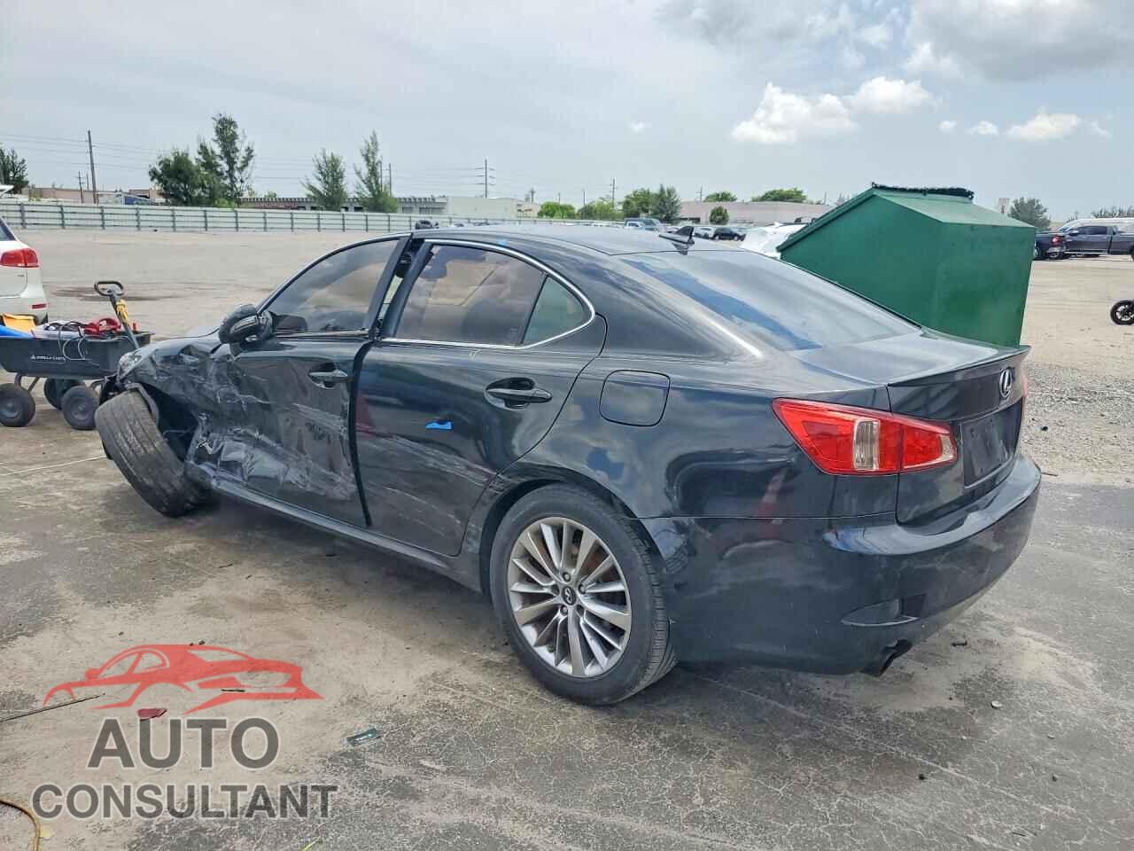 LEXUS IS 2011 - JTHBF5C27B5141606