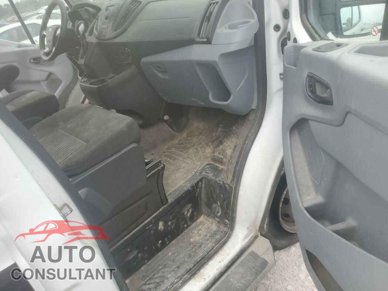 FORD TRANSIT 2018 - 1FTYR1YM9JKA98599