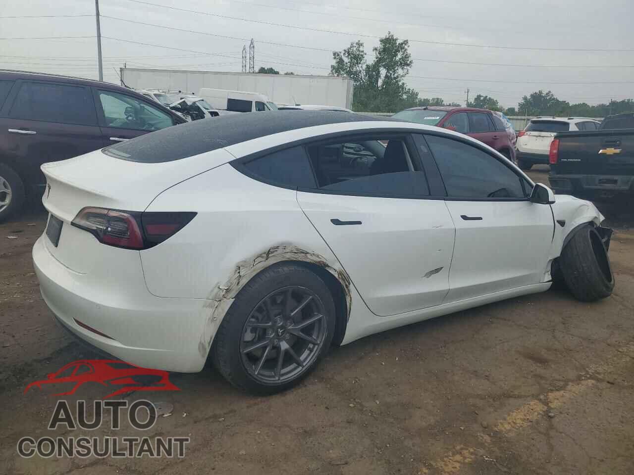 TESLA MODEL 3 2021 - 5YJ3E1EB8MF051025