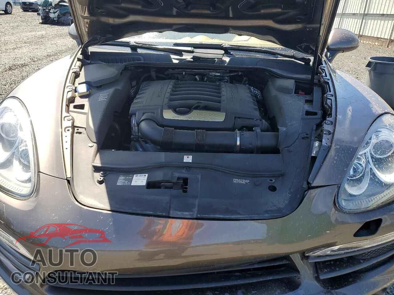 PORSCHE CAYENNE 2012 - WP1AA2A25CLA08688