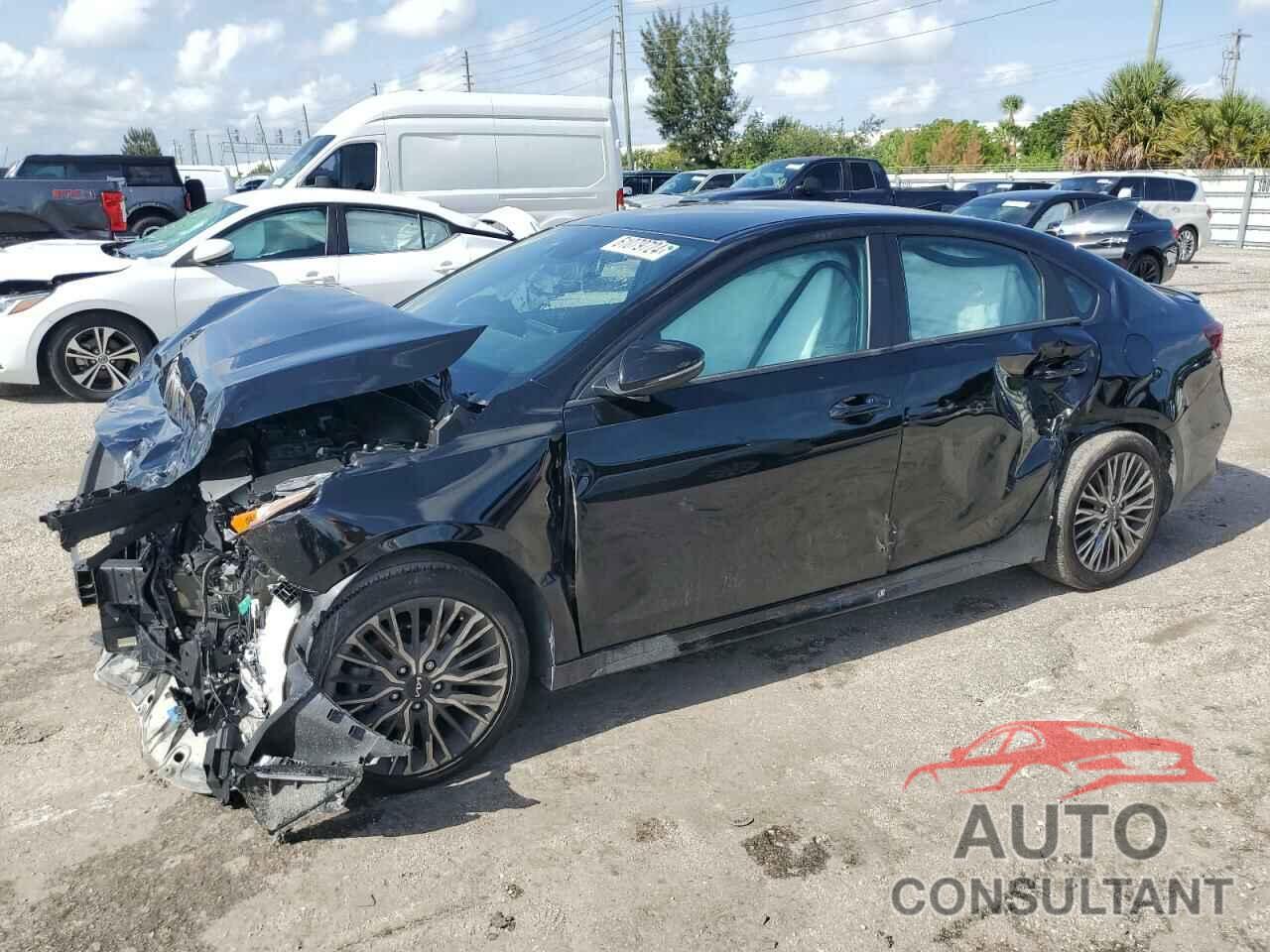 KIA FORTE 2023 - 3KPF54AD8PE576604