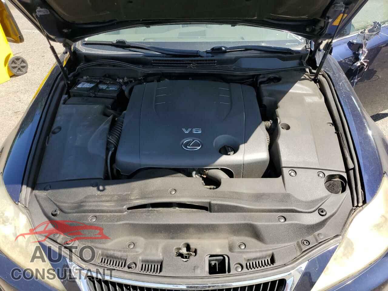 LEXUS IS 2011 - JTHCF5C20B5047491