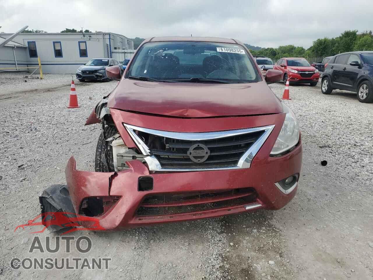 NISSAN VERSA 2017 - 3N1CN7AP3HL884830