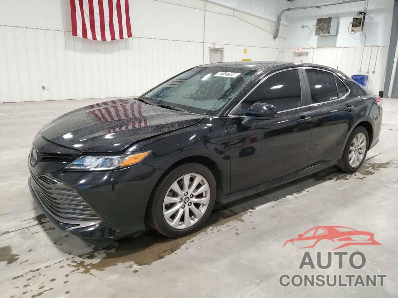 TOYOTA CAMRY 2018 - 4T1B11HK8JU543670
