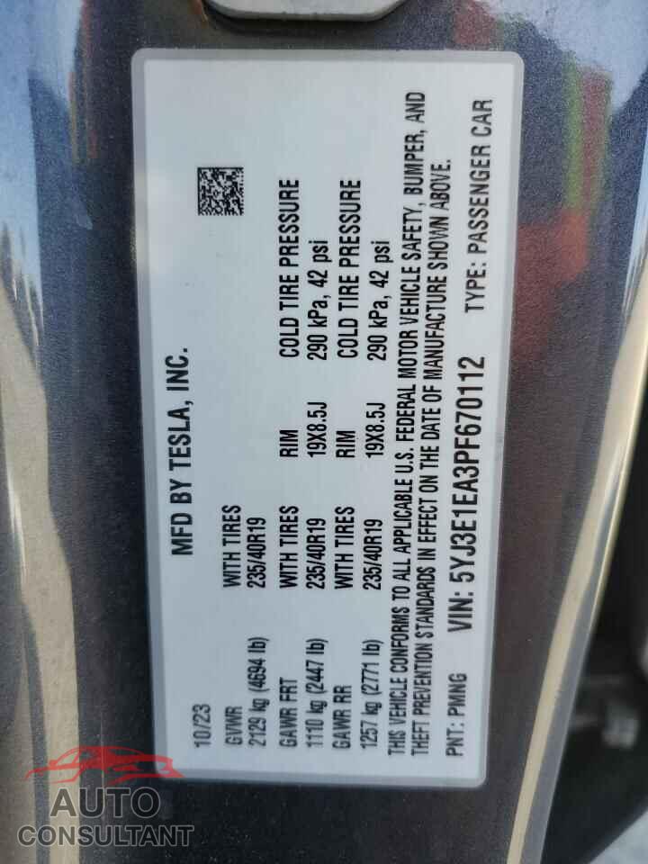 TESLA MODEL 3 2023 - 5YJ3E1EA3PF670112